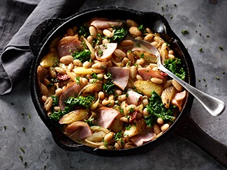 Canadian Bacon Braised Cannellini Beans