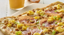 Country Breakfast Pizza